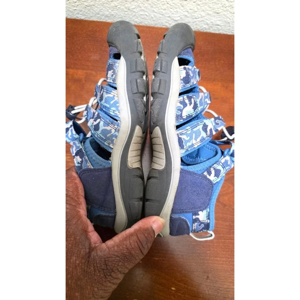 Keen Kids Newport H2 Blue Camo Closed Toe Sandals Adjustable Hook & Loop Strap S